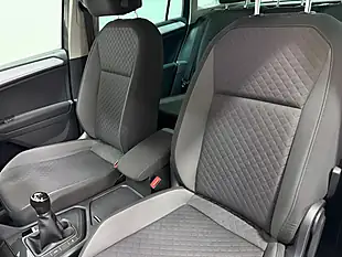 Used 2017 Volkswagen Tiguan Se Navigation Grey - Interior and Exterior details 17