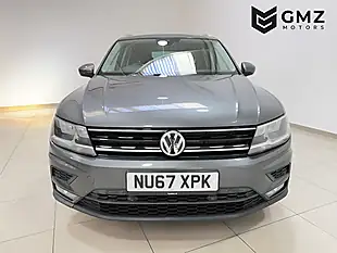 Used 2017 Volkswagen Tiguan Se Navigation Grey - Interior and Exterior details 2
