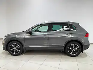 Used 2017 Volkswagen Tiguan Se Navigation Grey - Interior and Exterior details 6