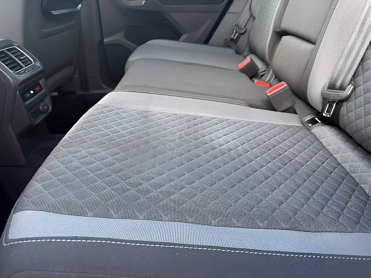 Used 2017 Volkswagen Tiguan Se Navigation Grey - Interior and Exterior details 19