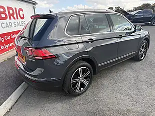 Used 2017 Volkswagen Tiguan Se Navigation Grey - Interior and Exterior details 2