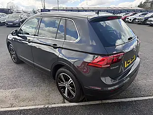 Used 2017 Volkswagen Tiguan Se Navigation Grey - Interior and Exterior details 5
