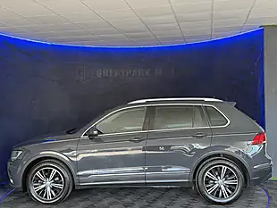 Used 2017 Volkswagen Tiguan Se Navigation Grey - Interior and Exterior details 2
