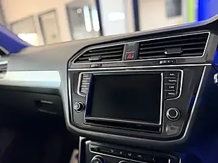Used 2017 Volkswagen Tiguan Se Navigation Grey - Interior and Exterior details 8