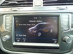 Used 2017 Volkswagen Tiguan Se Navigation Grey - Interior and Exterior details 9
