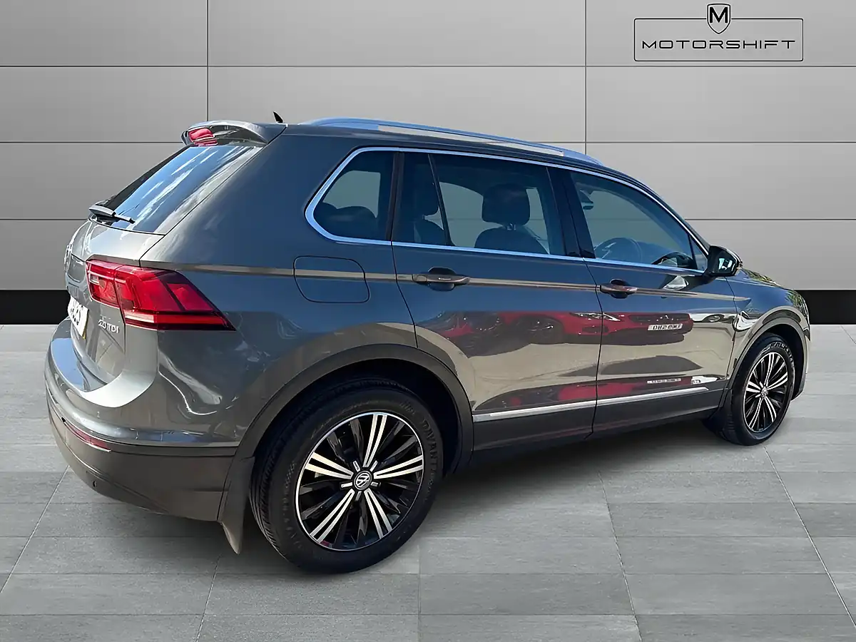 Used 2017 Volkswagen Tiguan Se Navigation Indium Grey - Interior and Exterior details 10