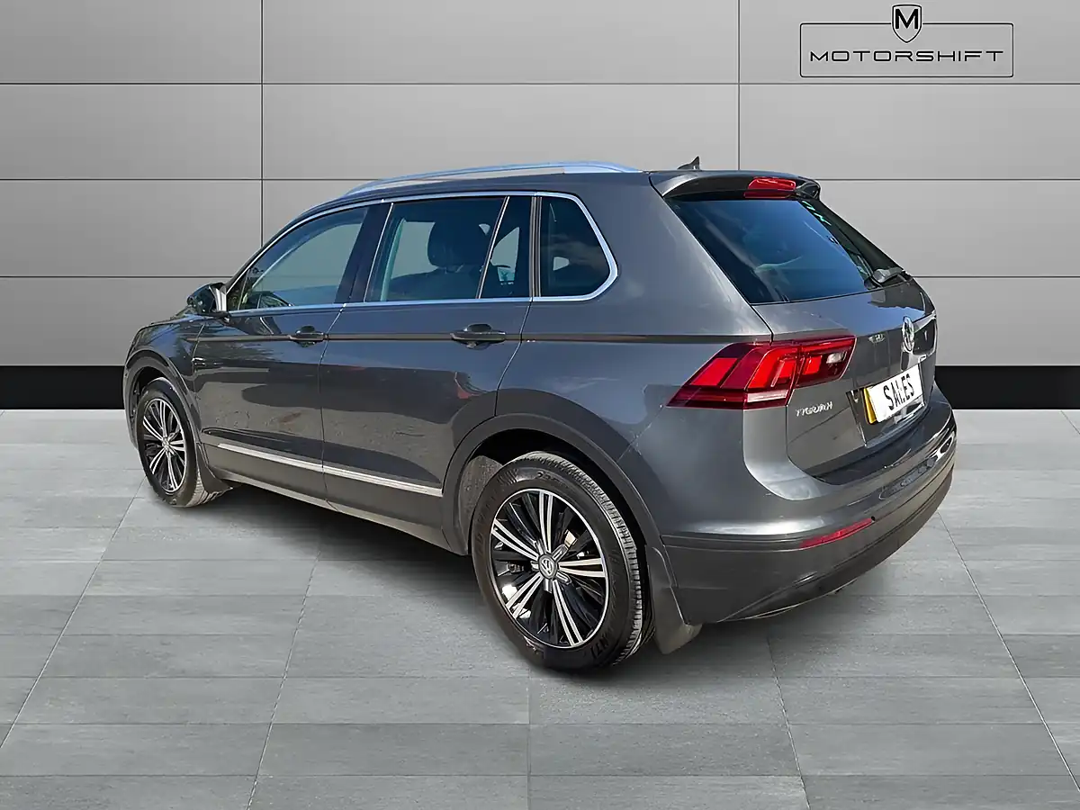 Used 2017 Volkswagen Tiguan Se Navigation Indium Grey - Interior and Exterior details 9