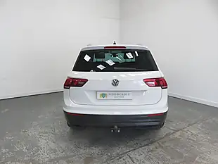 Used 2017 Volkswagen Tiguan Se Navigation White - Interior and Exterior details 10