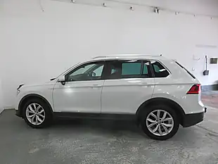 Used 2017 Volkswagen Tiguan Se Navigation White - Interior and Exterior details 7
