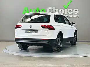 Used 2017 Volkswagen Tiguan Se Pure White - Interior and Exterior details 13
