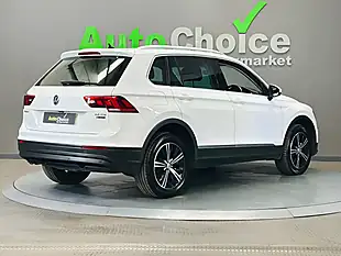 Used 2017 Volkswagen Tiguan Se Pure White - Interior and Exterior details 14
