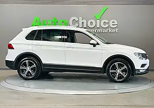 Used 2017 Volkswagen Tiguan Se Pure White - Interior and Exterior details 17