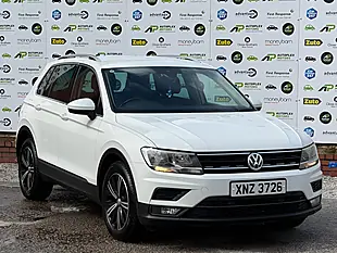 Used 2017 Volkswagen Tiguan Se White - Interior and Exterior details 4