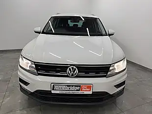 Used 2017 Volkswagen Tiguan Se White - Interior and Exterior details 3