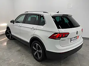 Used 2017 Volkswagen Tiguan Se White - Interior and Exterior details 5