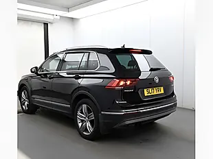 Used 2017 Volkswagen Tiguan Sel Black - Interior and Exterior details 3