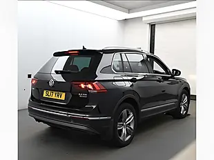 Used 2017 Volkswagen Tiguan Sel Black - Interior and Exterior details 4