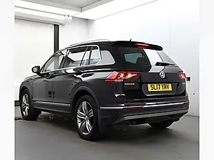 Used 2017 Volkswagen Tiguan Sel Black - Interior and Exterior details 6