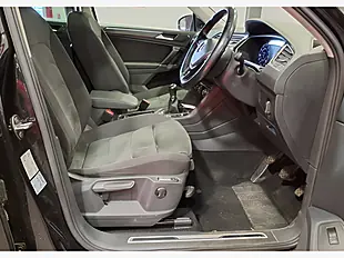 Used 2017 Volkswagen Tiguan Sel Black - Interior and Exterior details 9