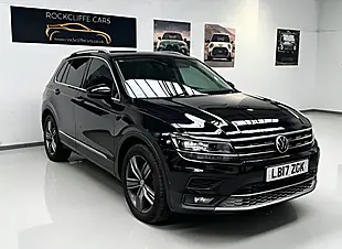 Used 2017 Volkswagen Tiguan Sel Black - Interior and Exterior details 11