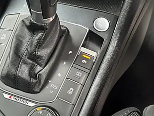 Used 2017 Volkswagen Tiguan Sel Black - Interior and Exterior details 18