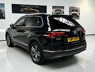 Used 2017 Volkswagen Tiguan Sel Black - Interior and Exterior details 4