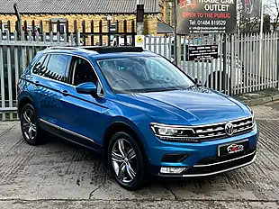 Used 2017 Volkswagen Tiguan Sel Blue - Interior and Exterior details 4