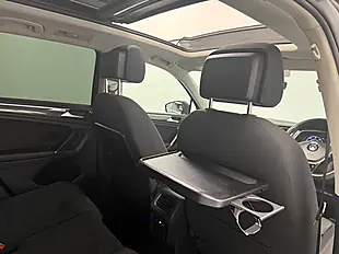 Used 2017 Volkswagen Tiguan Sel Bluemotion Tech Grey - Interior and Exterior details 13