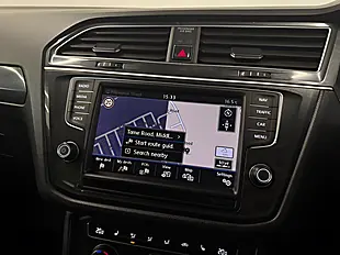 Used 2017 Volkswagen Tiguan Sel Bluemotion Tech Grey - Interior and Exterior details 17