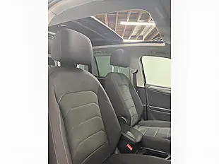 Used 2017 Volkswagen Tiguan Sel Bluemotion Tech Grey - Interior and Exterior details 9