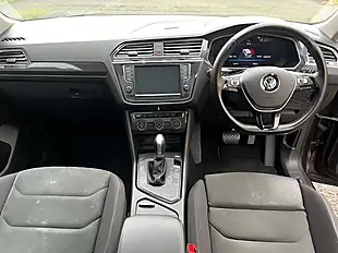 Used 2017 Volkswagen Tiguan Sel Brown - Interior and Exterior details 12