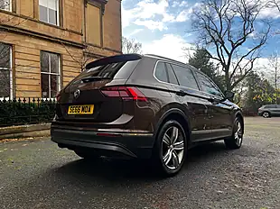 Used 2017 Volkswagen Tiguan Sel Brown - Interior and Exterior details 7