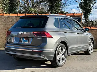 Used 2017 Volkswagen Tiguan Sel Grey - Interior and Exterior details 5