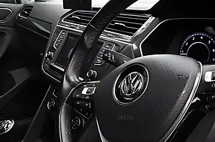 Used 2017 Volkswagen Tiguan Sel Grey - Interior and Exterior details 13