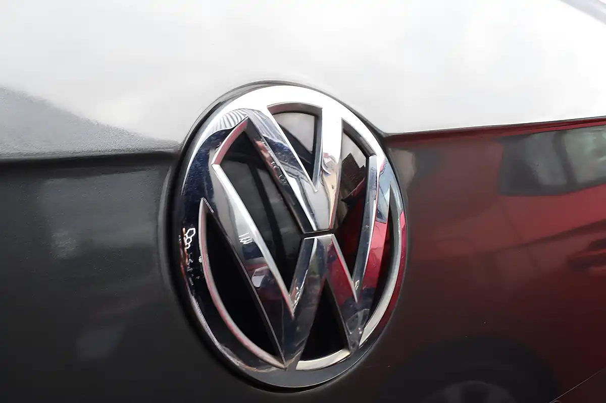 Used 2017 Volkswagen Tiguan Sel Grey - Interior and Exterior details 8