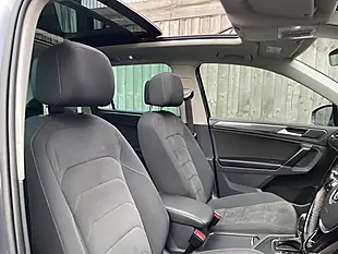 Used 2017 Volkswagen Tiguan Sel Grey - Interior and Exterior details 18