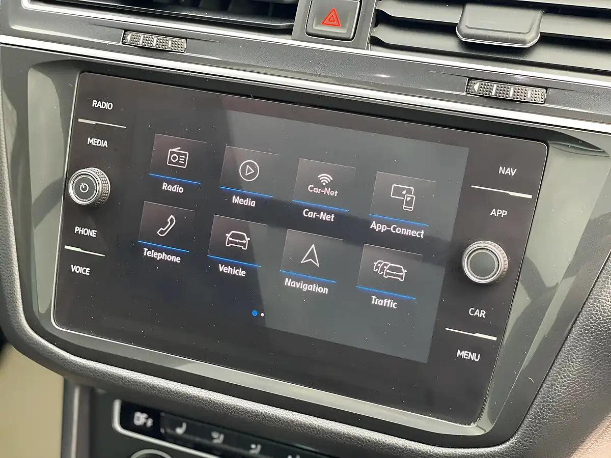 Used 2017 Volkswagen Tiguan Sel Grey - Interior and Exterior details 20