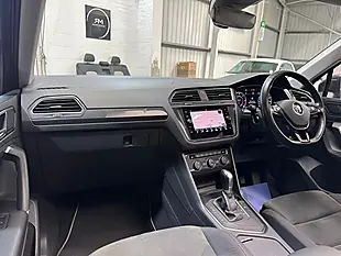 Used 2017 Volkswagen Tiguan Sel Grey - Interior and Exterior details 10