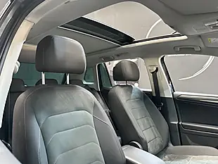 Used 2017 Volkswagen Tiguan Sel Grey - Interior and Exterior details 5