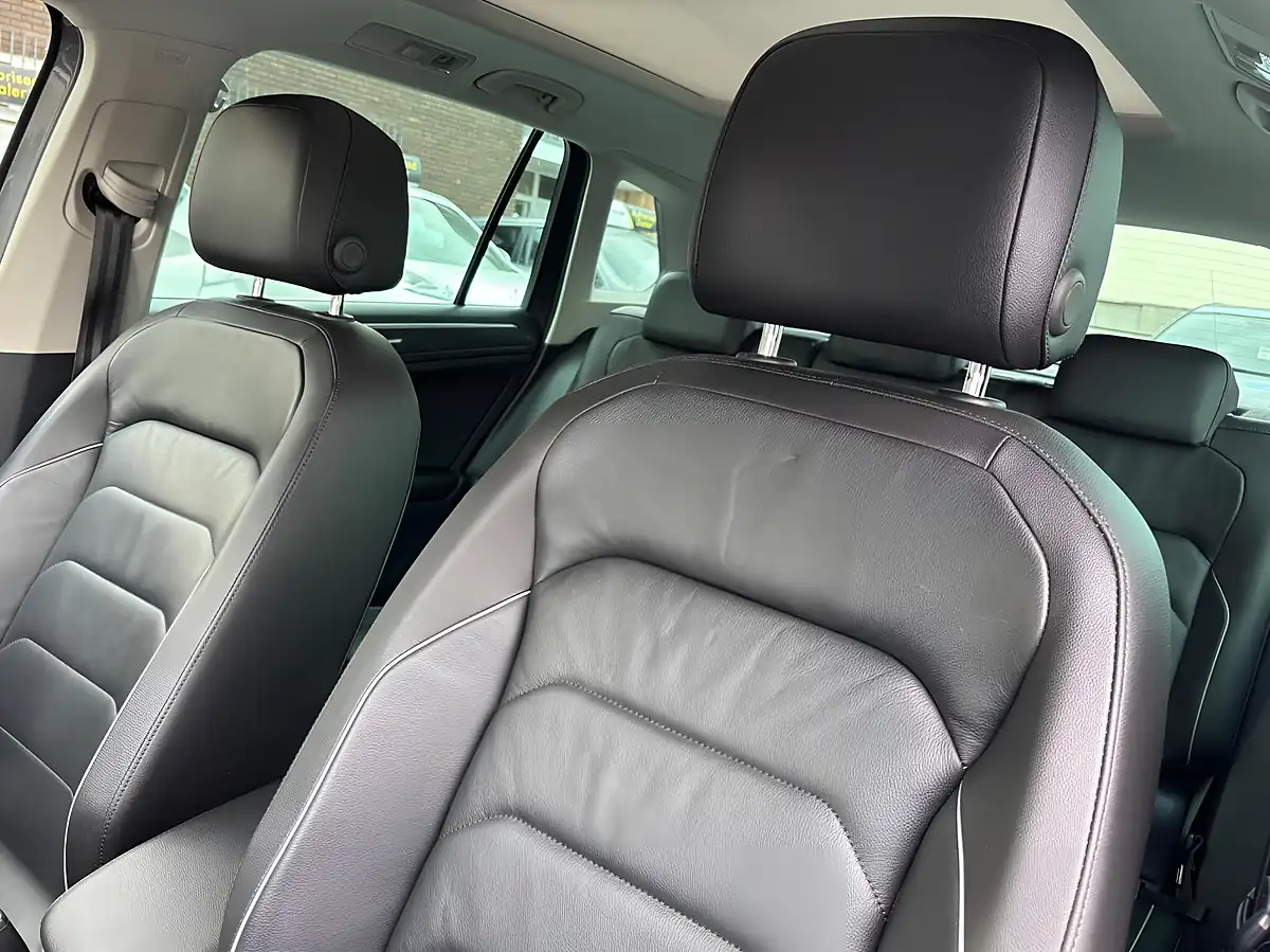 Used 2017 Volkswagen Tiguan Sel Grey - Interior and Exterior details 12