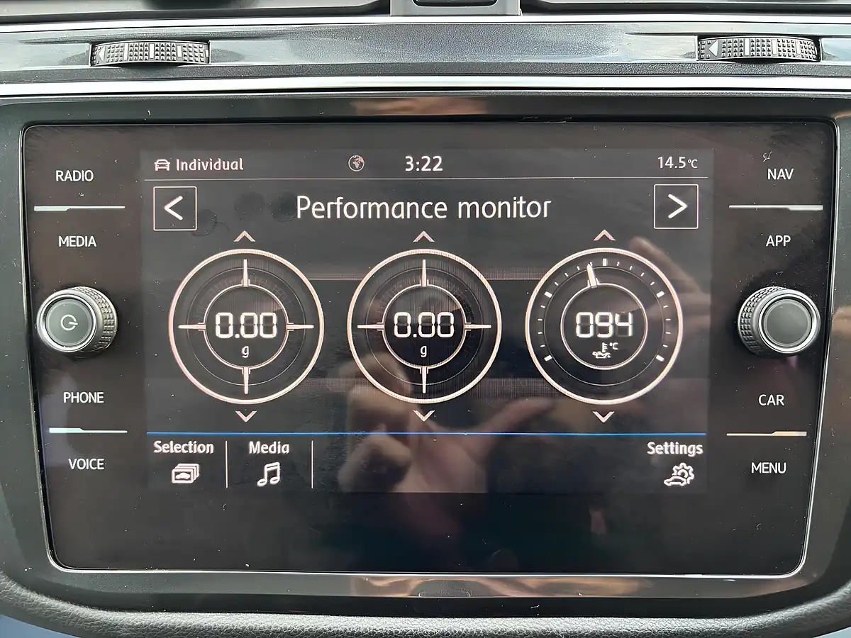 Used 2017 Volkswagen Tiguan Sel Grey - Interior and Exterior details 15