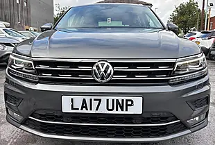 Used 2017 Volkswagen Tiguan Sel Grey - Interior and Exterior details 4