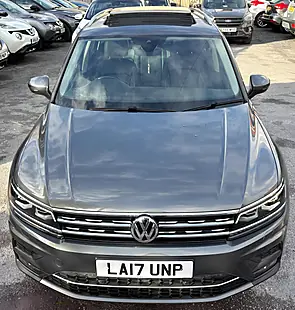 Used 2017 Volkswagen Tiguan Sel Grey - Interior and Exterior details 5