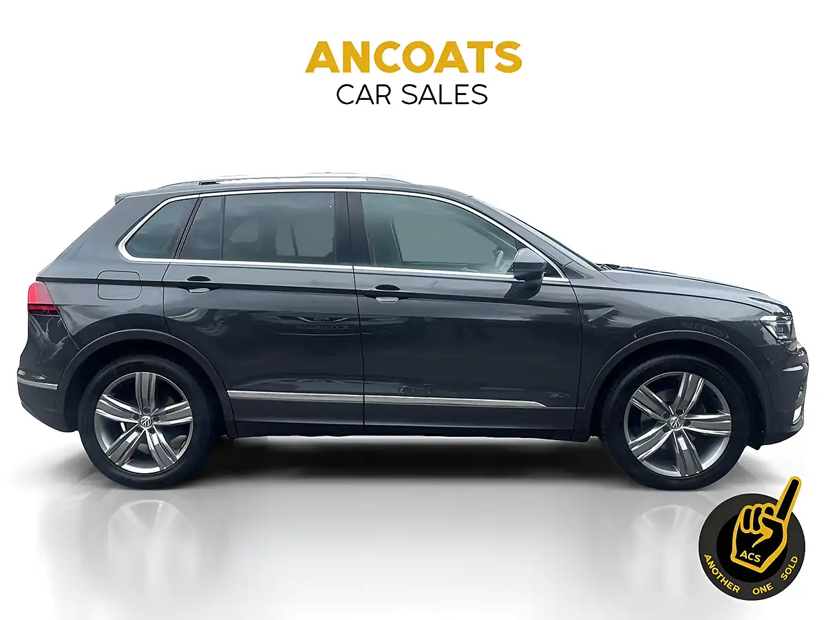 Used 2017 Volkswagen Tiguan Sel Grey - Interior and Exterior details 5