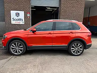 Used 2017 Volkswagen Tiguan Sel Orange - Interior and Exterior details 4