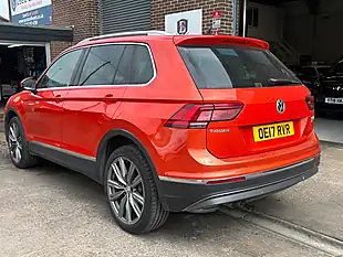 Used 2017 Volkswagen Tiguan Sel Orange - Interior and Exterior details 5