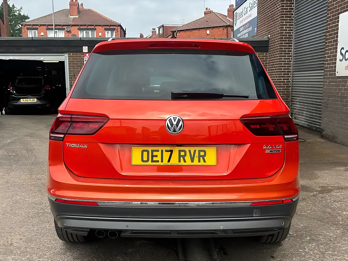 Used 2017 Volkswagen Tiguan Sel Orange - Interior and Exterior details 6