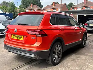 Used 2017 Volkswagen Tiguan Sel Orange - Interior and Exterior details 7