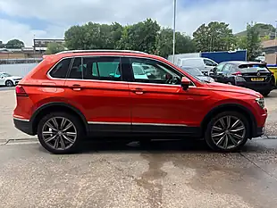 Used 2017 Volkswagen Tiguan Sel Orange - Interior and Exterior details 8