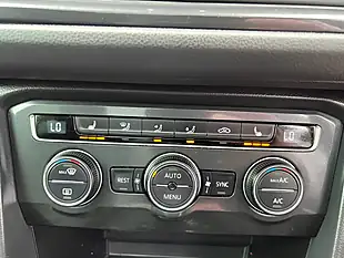 Used 2017 Volkswagen Tiguan Sel Silver - Interior and Exterior details 18